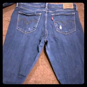 Levi’s 711 skinny jeans